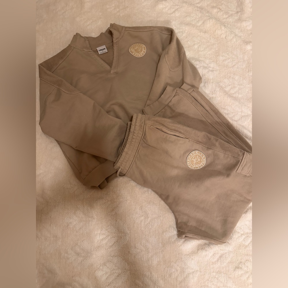 Gymshark Legacy Jogger Set